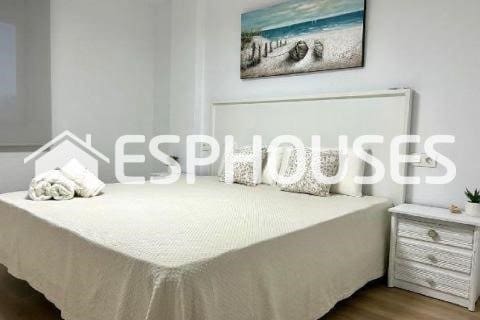 2 soverom Leilighet til salgs i Guardamar del Segura - € 230 000 (Ref: 10181627)