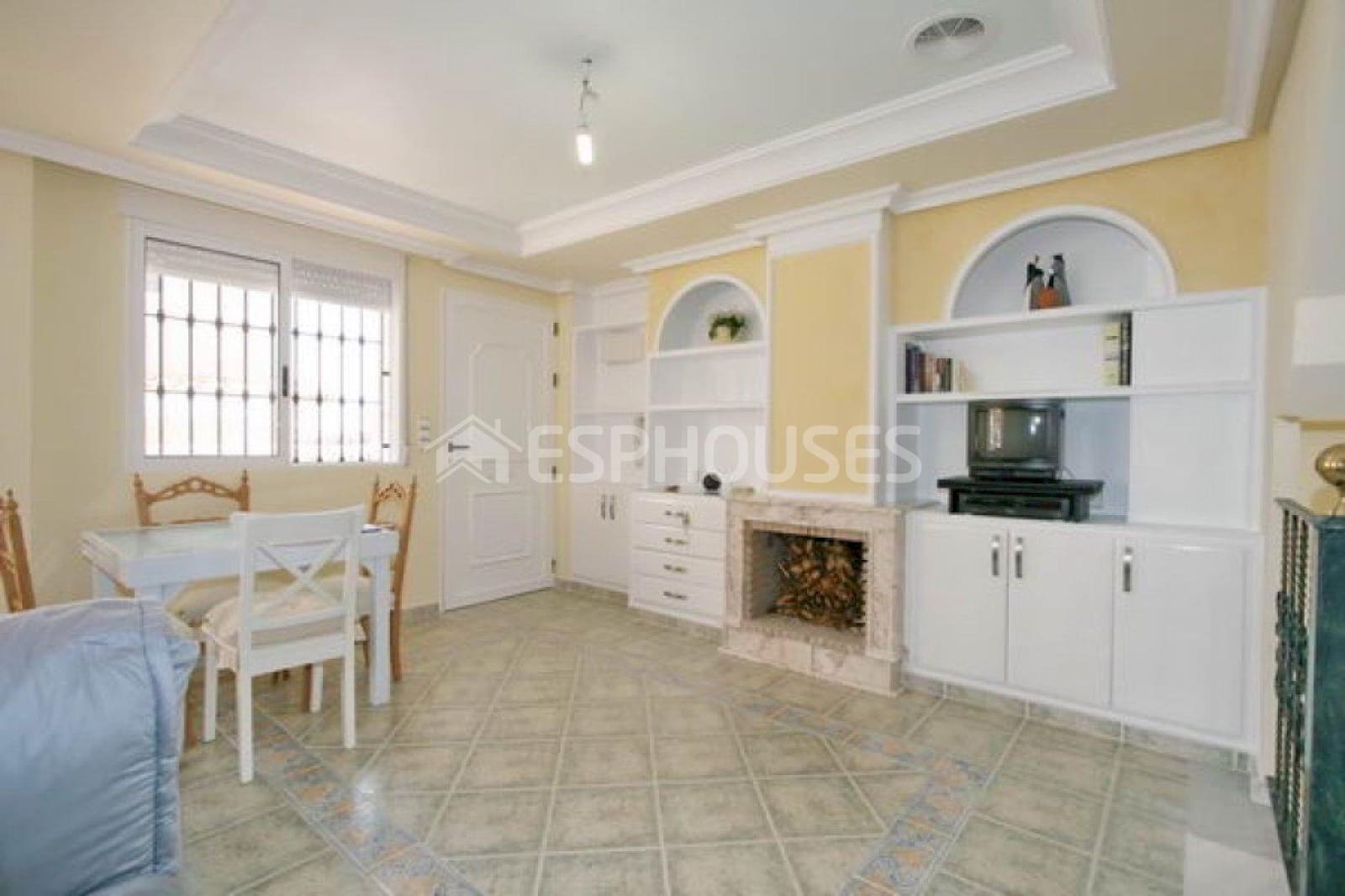 3 chambre Villa/Maison à vendre à Guardamar del Segura avec piscine garage - 315 000 € (Ref: 1970049)