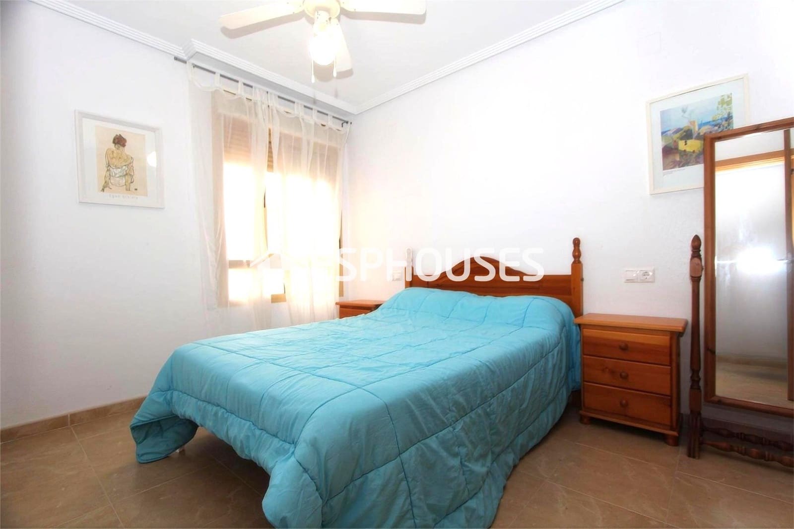 Ático de 3 habitaciones en Guardamar del Segura en venta - 230.000 € (Ref: 3498566)