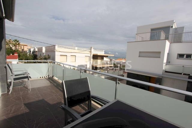 6 sovrum Bungalow till salu i Guardamar Playa, Guardamar del Segura med pool garage - 650 000 € (Ref: 3498605)