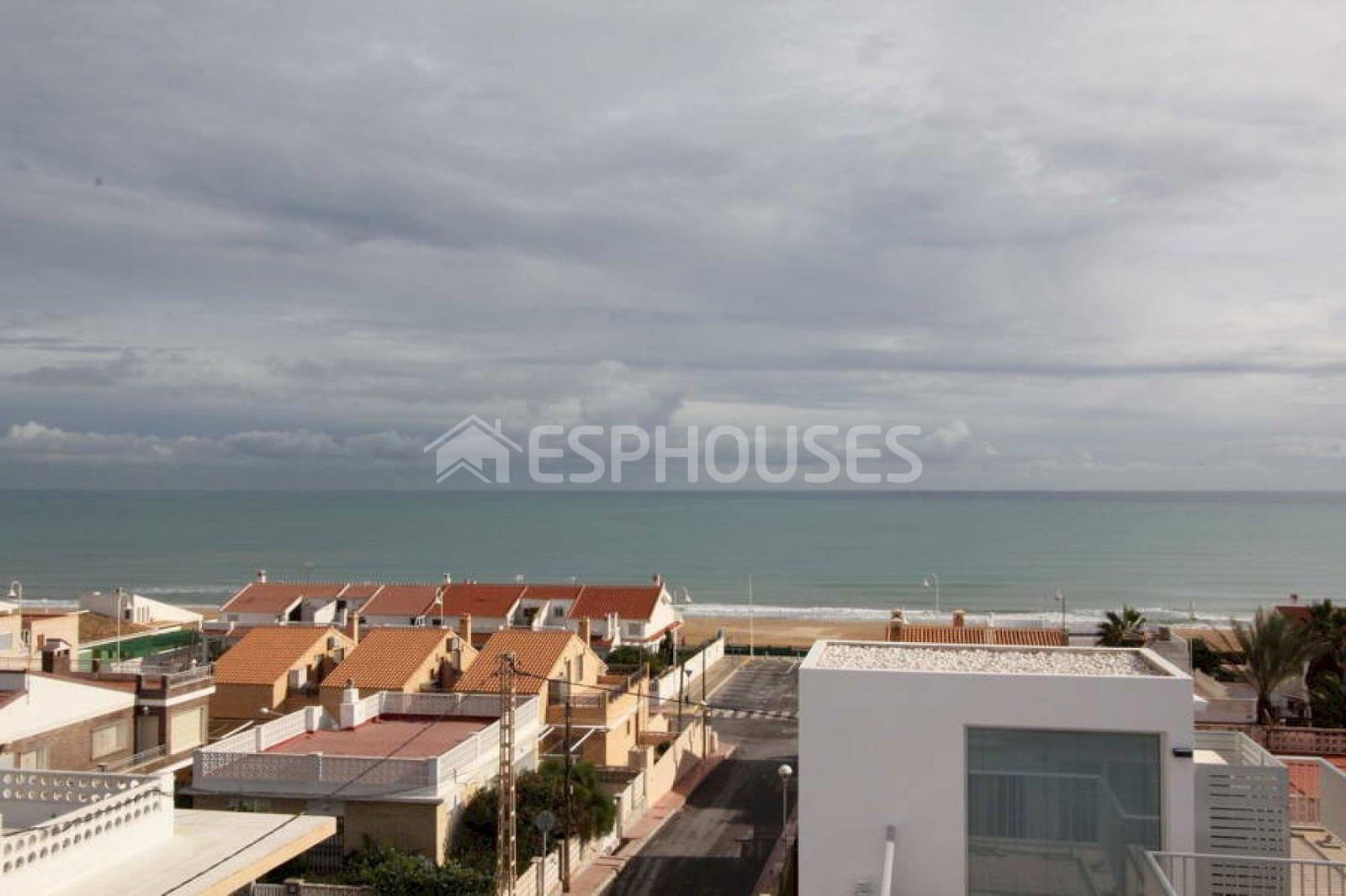 6 soveværelse Bungalow til salg i Guardamar del Segura med swimmingpool garage - € 650.000 (Ref: 3498605)