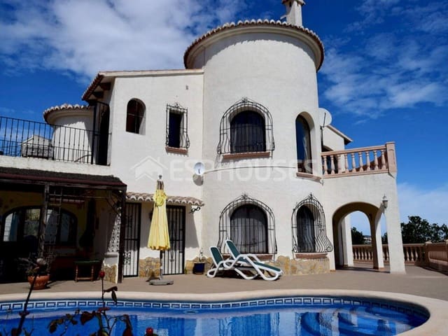4 slaapkamer Villa te koop in Pueblo, Calpe / Calp met zwembad garage - € 680.000 (Ref: 4347356)