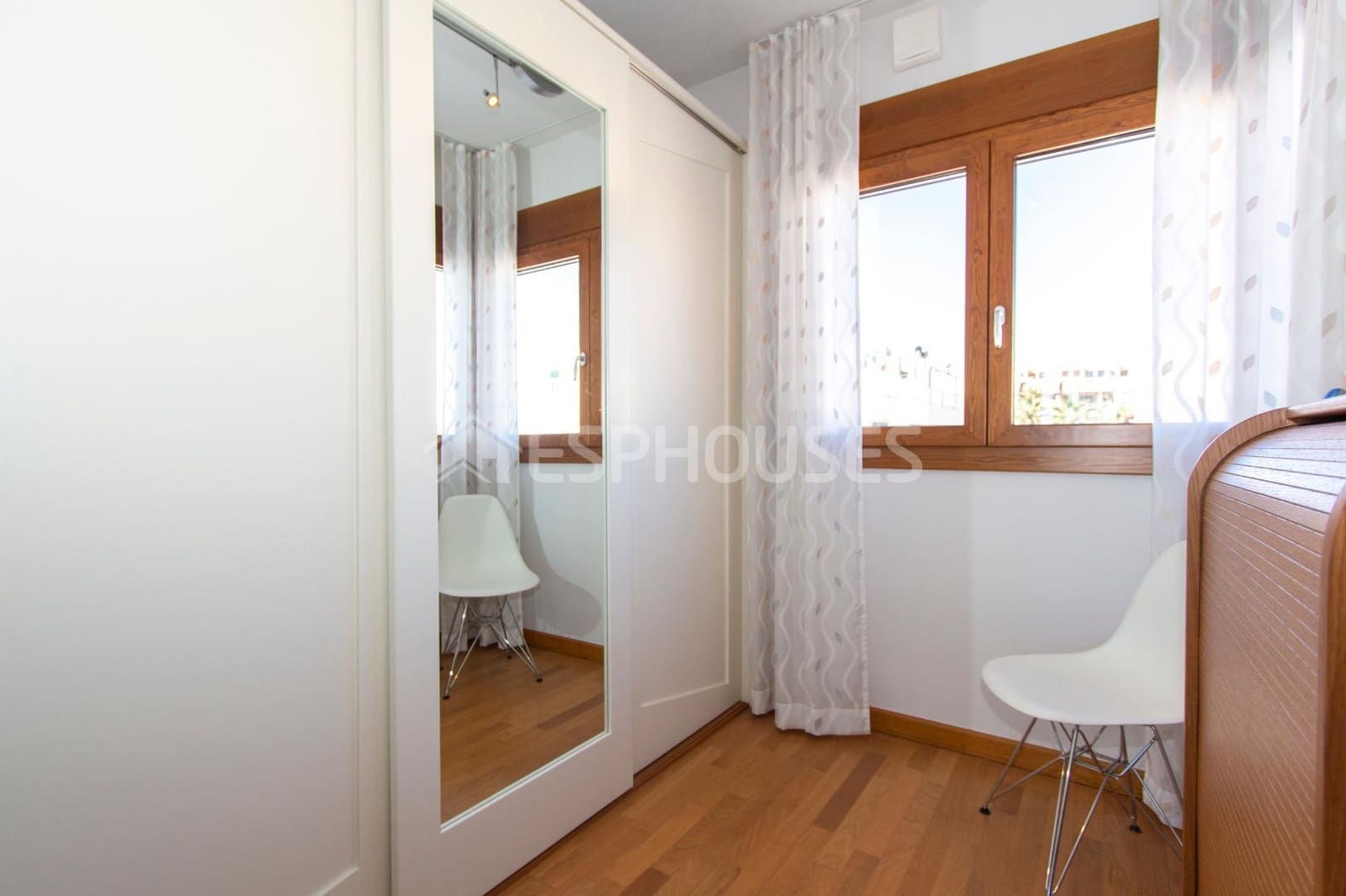 3 soveværelse Bungalow til salg i Guardamar del Segura med swimmingpool garage - € 595.000 (Ref: 4347364)