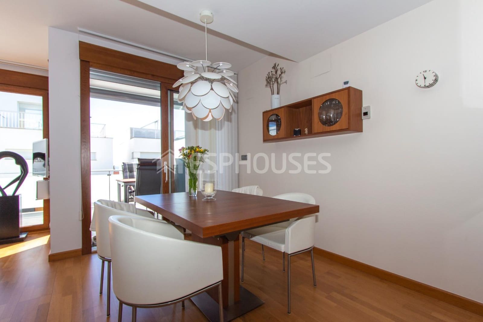 3 soveværelse Bungalow til salg i Guardamar del Segura med swimmingpool garage - € 595.000 (Ref: 4347364)