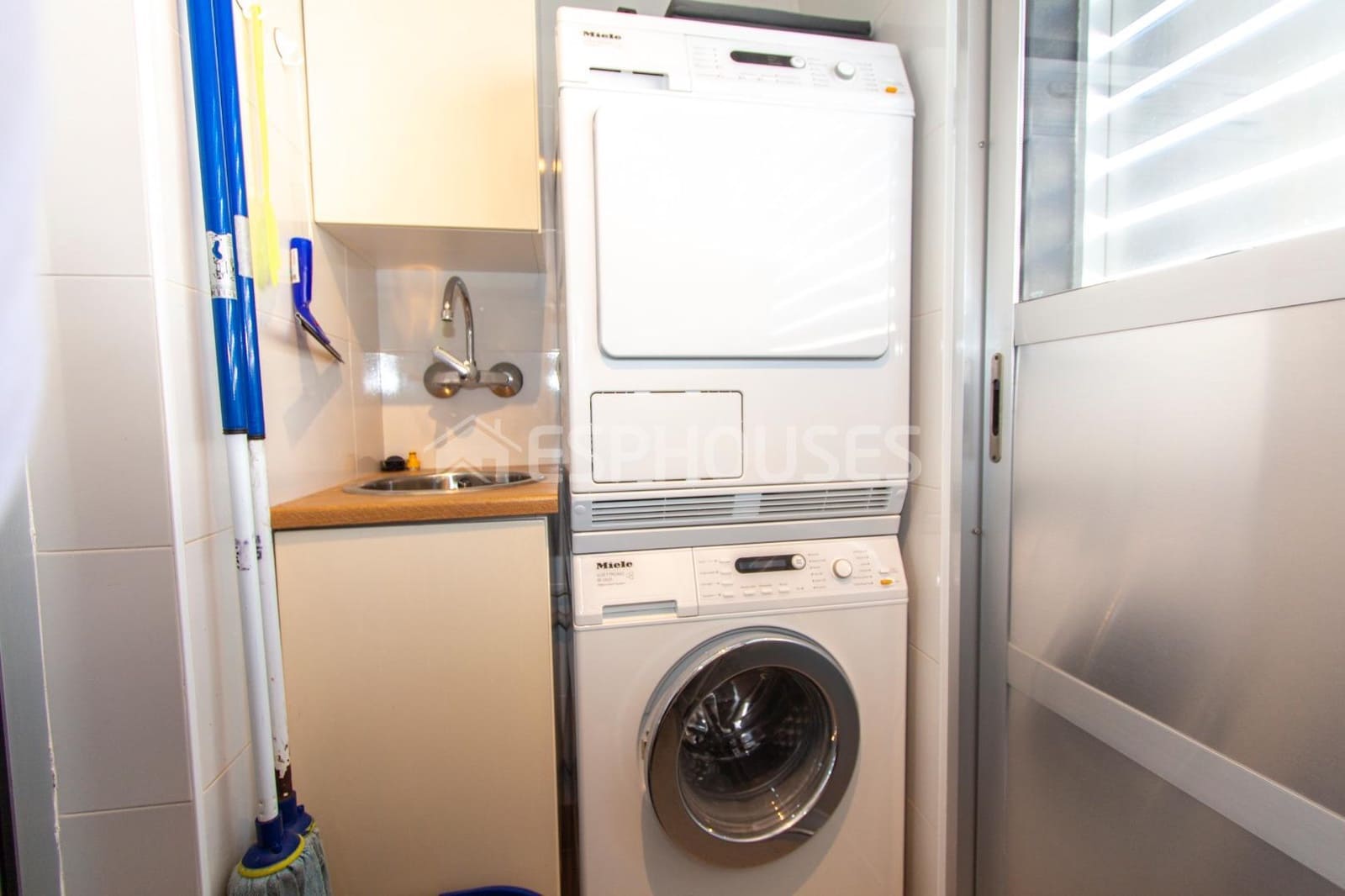 3 soveværelse Bungalow til salg i Guardamar del Segura med swimmingpool garage - € 595.000 (Ref: 4347364)