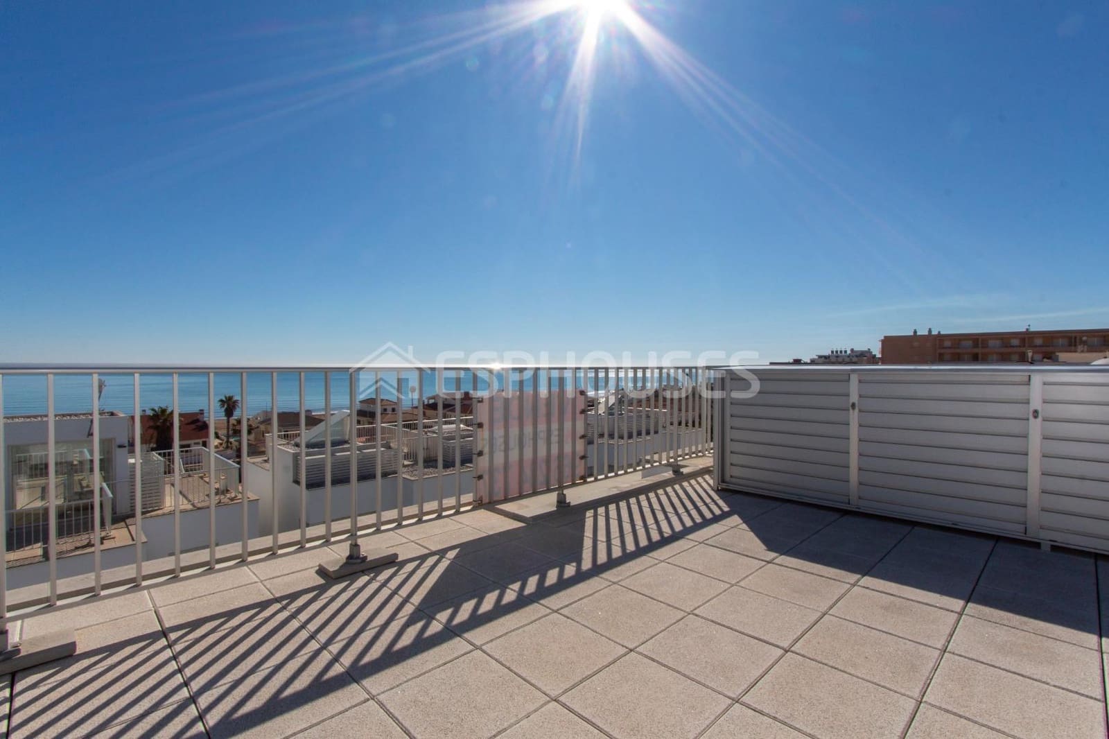 3 soveværelse Bungalow til salg i Guardamar del Segura med swimmingpool garage - € 595.000 (Ref: 4347364)