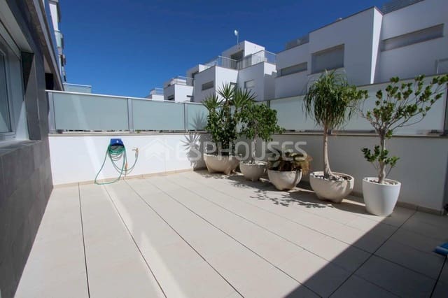 4 soveværelse Bungalow til salg i Guardamar Playa, Guardamar del Segura med swimmingpool garage - € 599.000 (Ref: 4347407)