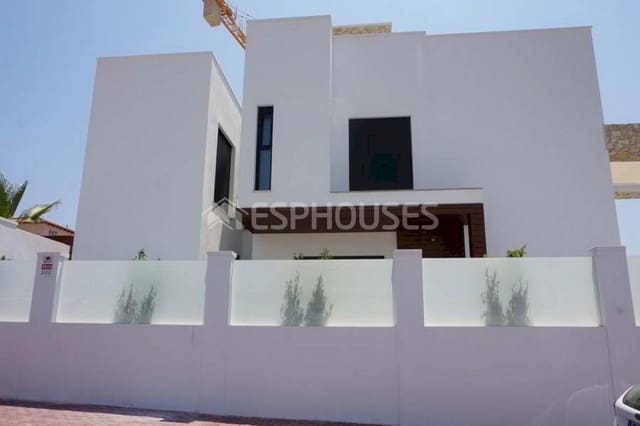 4 soverom Villa til salgs i Miramar - Torre del Moro, Torrevieja med svømmebasseng garasje - € 599 000 (Ref: 4347546)
