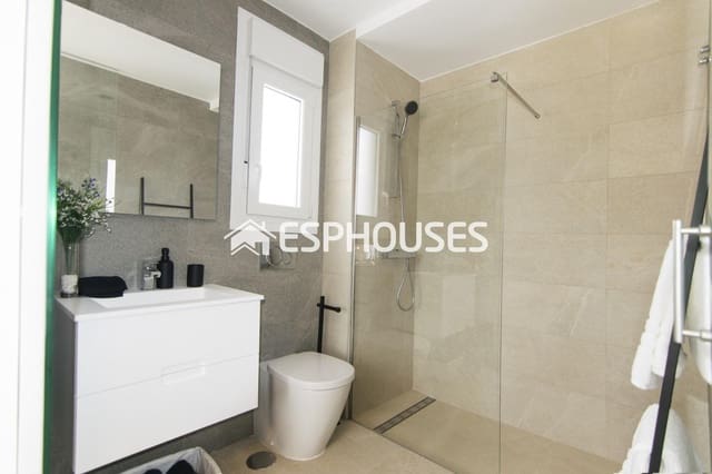 3 slaapkamer Villa te koop in Vistabella, Orihuela met zwembad - € 349.000 (Ref: 5022574)