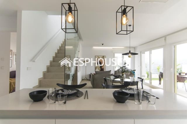 3 slaapkamer Villa te koop in Vistabella, Orihuela met zwembad - € 349.000 (Ref: 5022574)