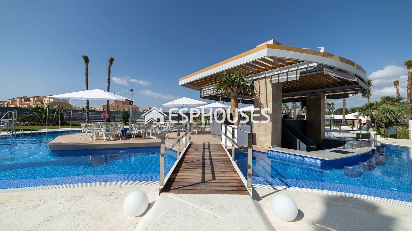 3 bedroom Apartment for sale in Playa Flamenca with pool - € 522,000 (Ref: 5050160)