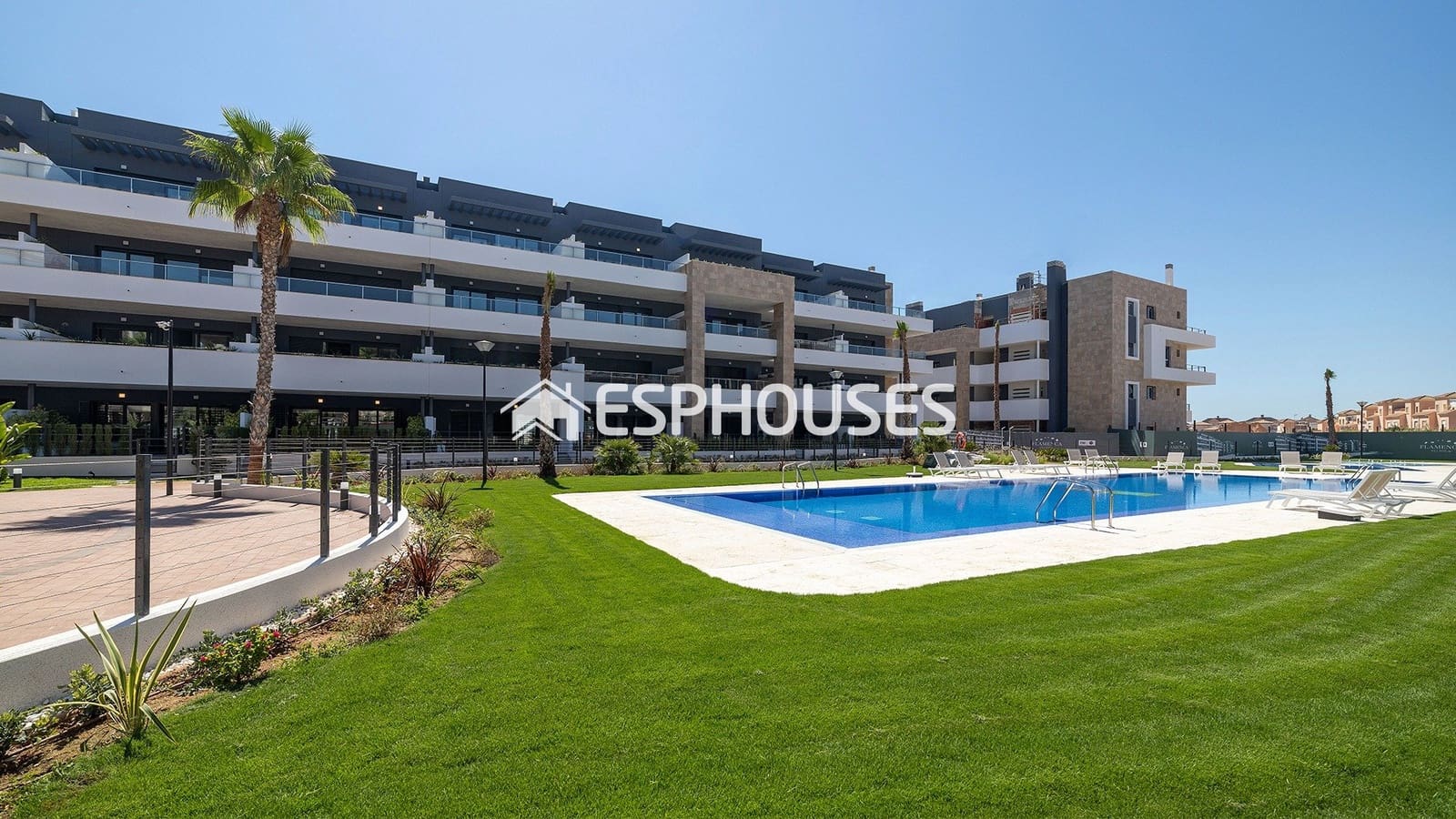 3 bedroom Apartment for sale in Playa Flamenca with pool - € 522,000 (Ref: 5050160)