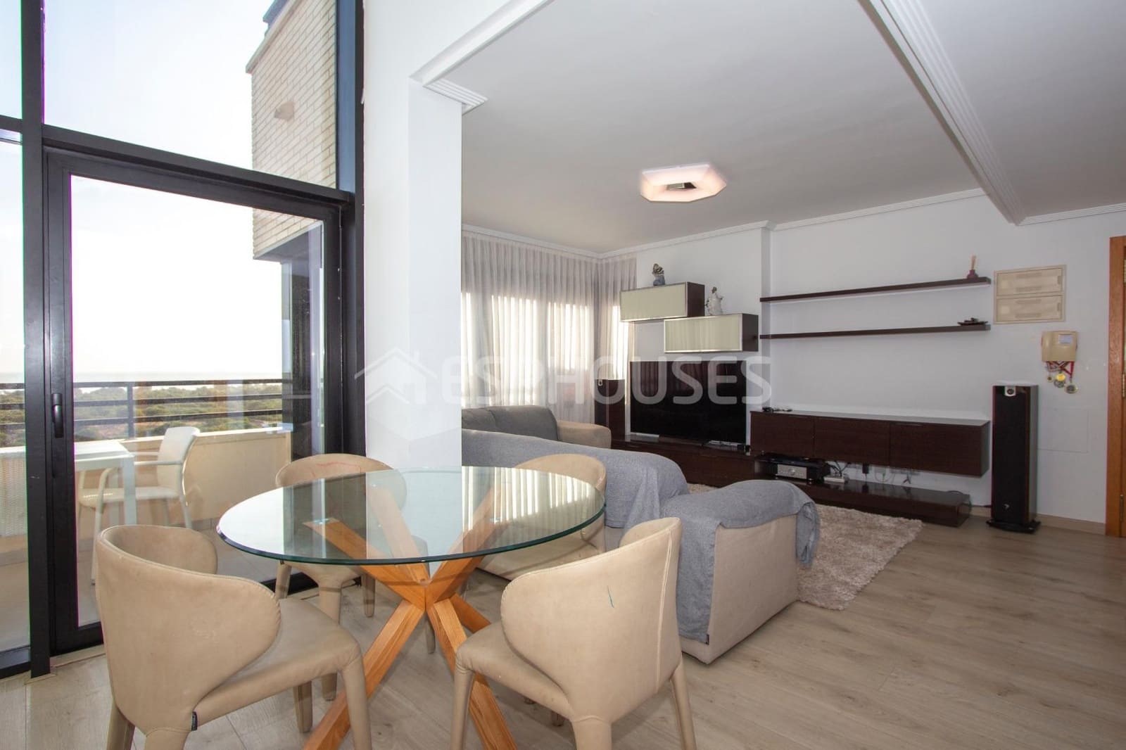 3 chambre Appartement à vendre à Guardamar del Segura avec piscine garage - 450 000 € (Ref: 5067311)