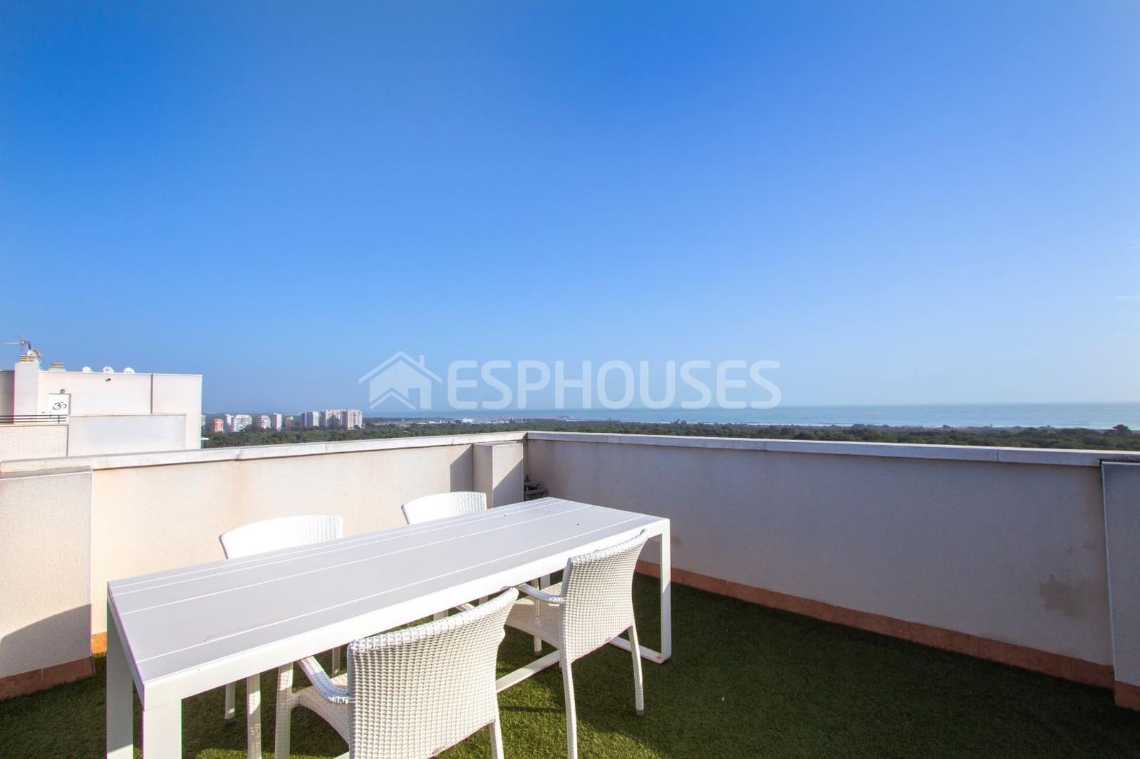 3 chambre Appartement à vendre à Guardamar del Segura avec piscine garage - 450 000 € (Ref: 5067311)