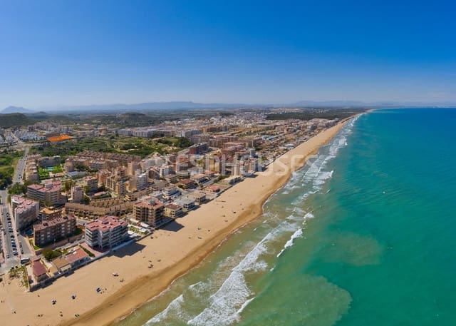 3 makuuhuone Huoneisto myytävänä paikassa Los Secanos, Guardamar del Segura mukana uima-altaan 
autotalli - 362 000 € (Ref: 5329303)