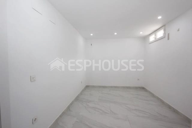 4 chambre Villa/Maison à vendre à Coloma  , La Nucia avec piscine garage - 620 000 € (Ref: 5580528)