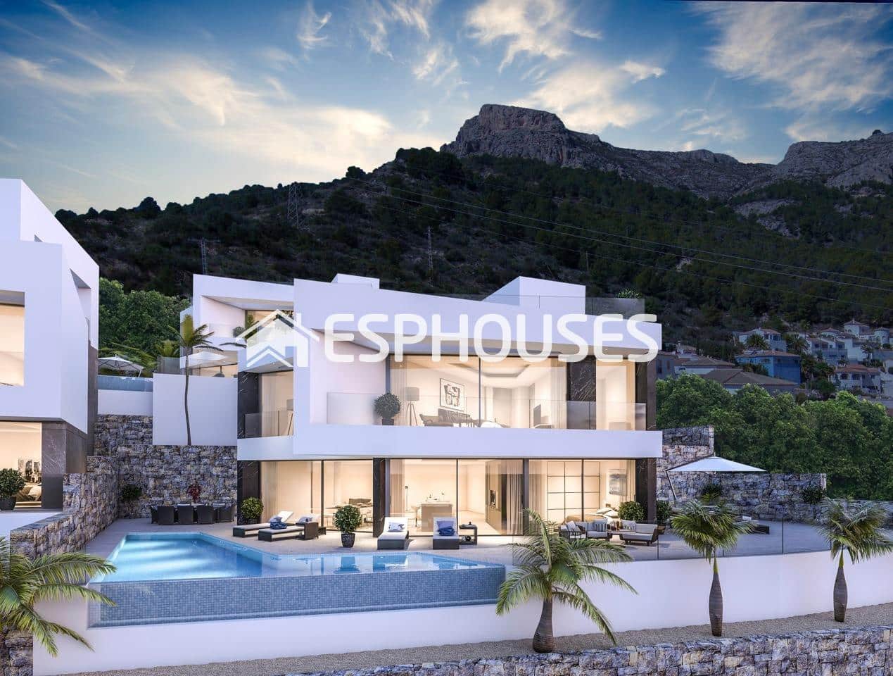 4 soveværelse Villa til salg i Calpe / Calp med swimmingpool garage - € 1.850.000 (Ref: 5772579)