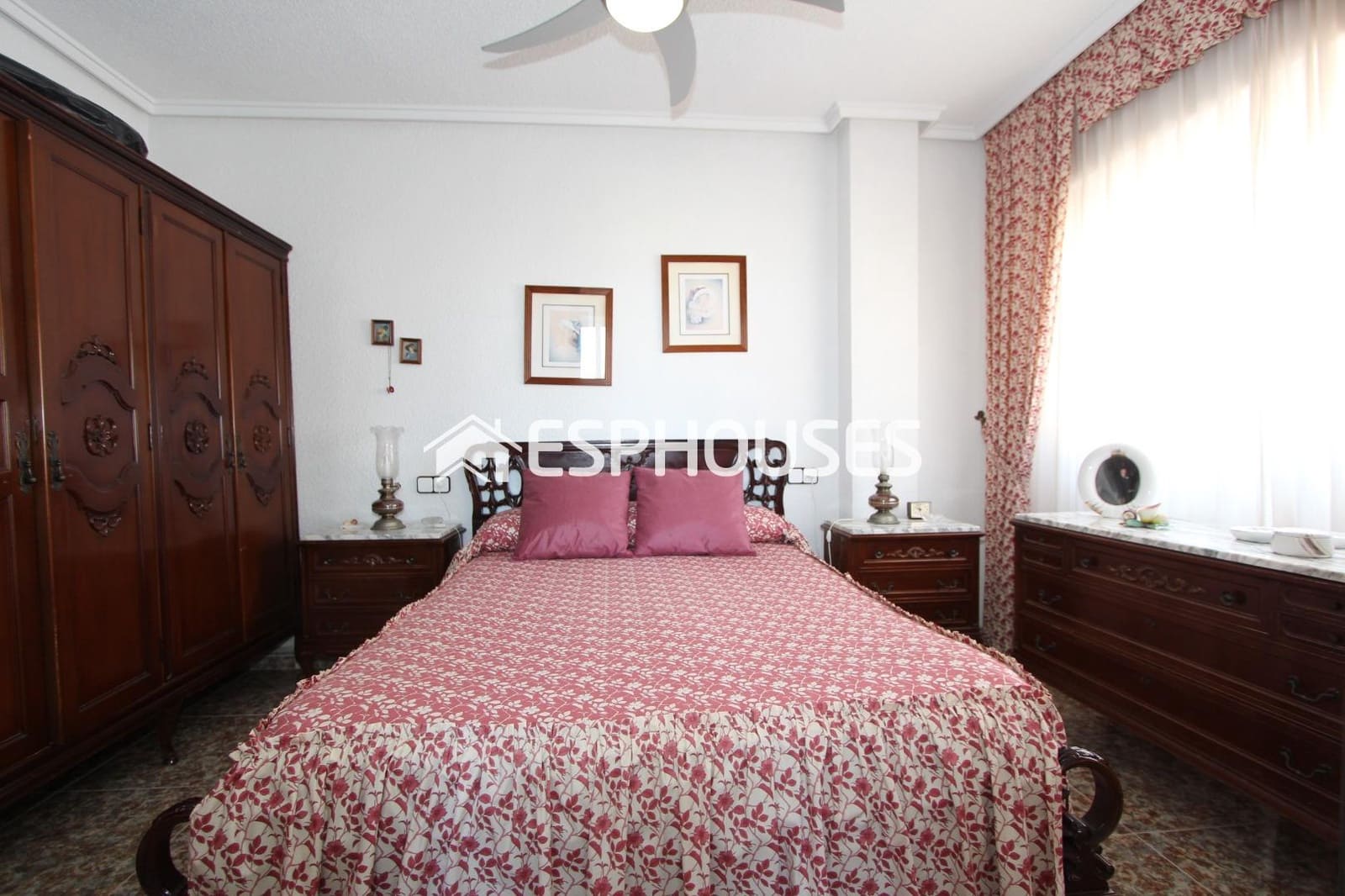 3 chambre Appartement à vendre à Guardamar del Segura avec garage - 299 000 € (Ref: 6535700)