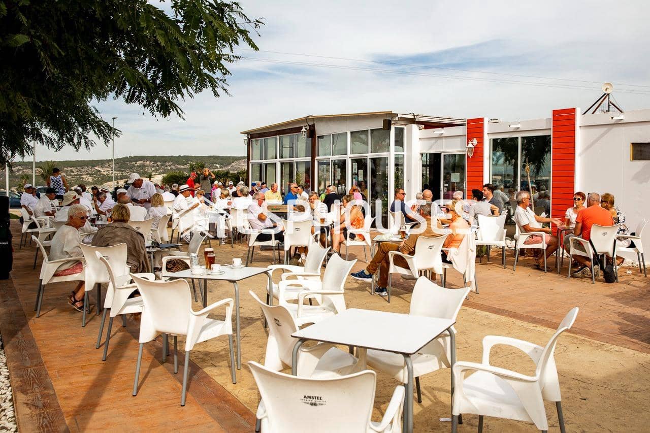 4 camera da letto Villa in vendita in Vistabella con piscina garage - 429.000 € (Rif: 6598600)