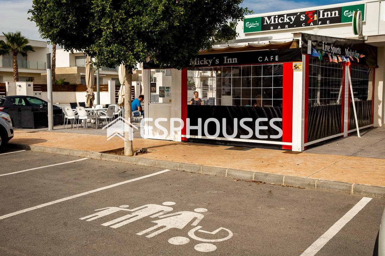 4 camera da letto Villa in vendita in Vistabella con piscina garage - 429.000 € (Rif: 6598600)