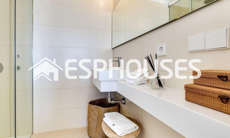 2 quarto Bungalow para venda em Torrevieja com piscina garagem - 229 000 € (Ref: 6746596)