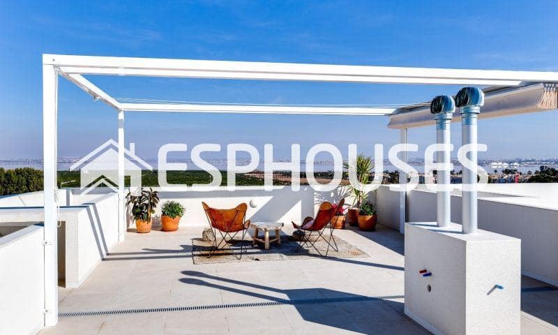 2 quarto Bungalow para venda em Torrevieja com piscina garagem - 229 000 € (Ref: 6746596)