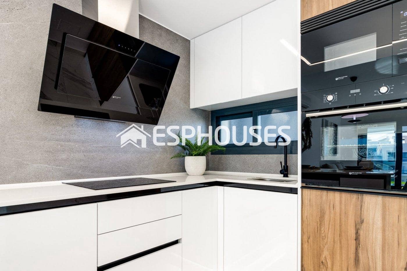 2 chambre Appartement à vendre à Guardamar del Segura avec piscine garage - 218 000 € (Ref: 6746888)