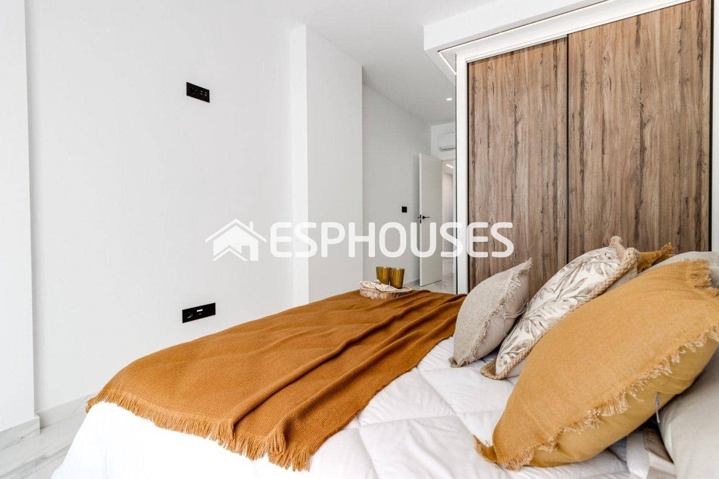 2 chambre Appartement à vendre à Guardamar del Segura avec piscine garage - 218 000 € (Ref: 6746888)