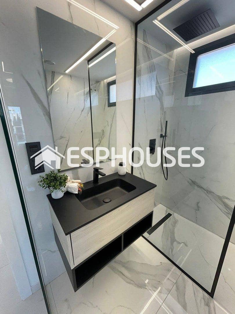 2 chambre Appartement à vendre à Guardamar del Segura avec piscine garage - 218 000 € (Ref: 6746888)