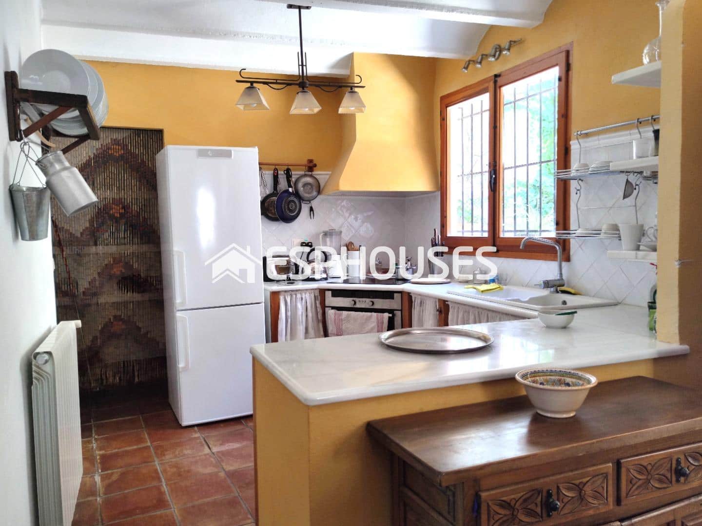 5 bedroom Villa for sale in Beniarda - € 237,000 (Ref: 6984498)