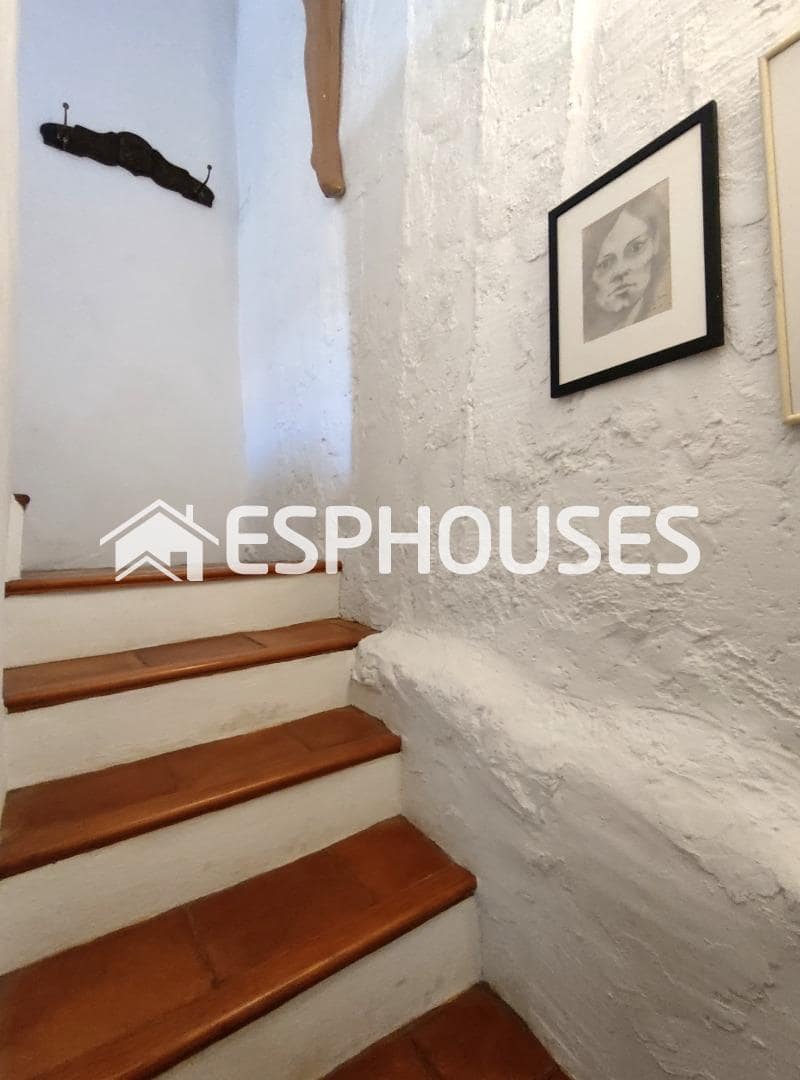 5 bedroom Villa for sale in Beniarda - € 237,000 (Ref: 6984498)