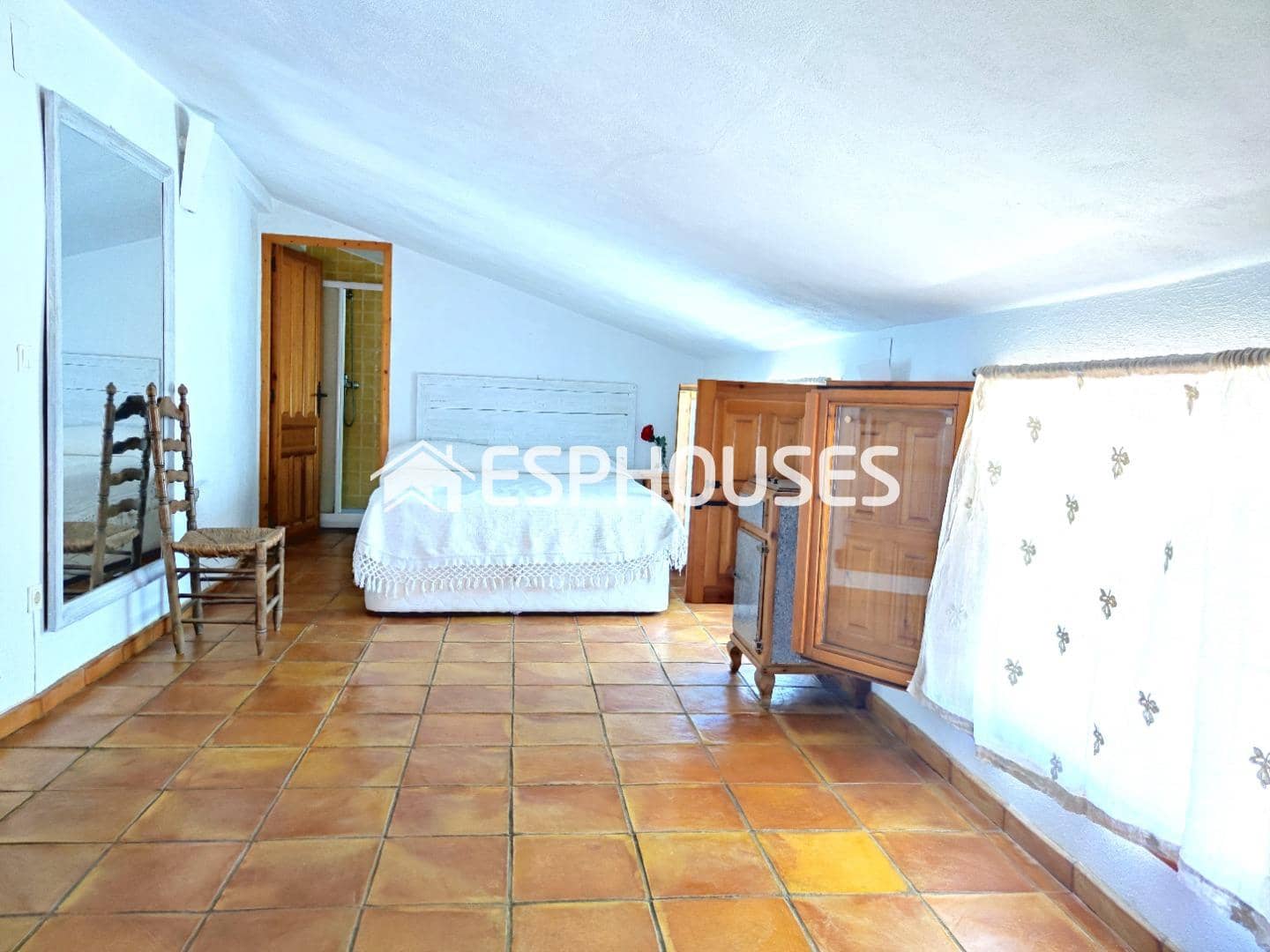 5 bedroom Villa for sale in Beniarda - € 237,000 (Ref: 6984498)