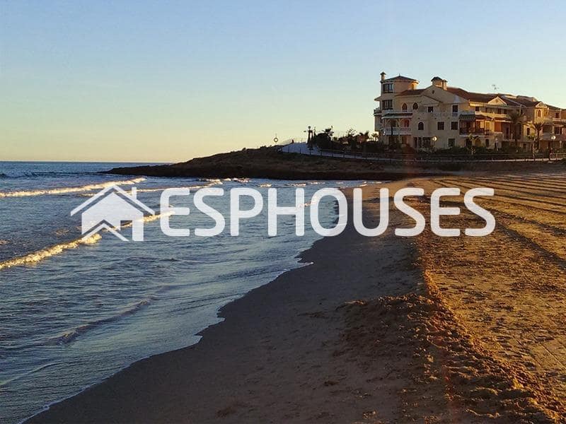 1 slaapkamer Appartement te koop in Pilar de la Horadada met zwembad garage - € 157.000 (Ref: 7232737)