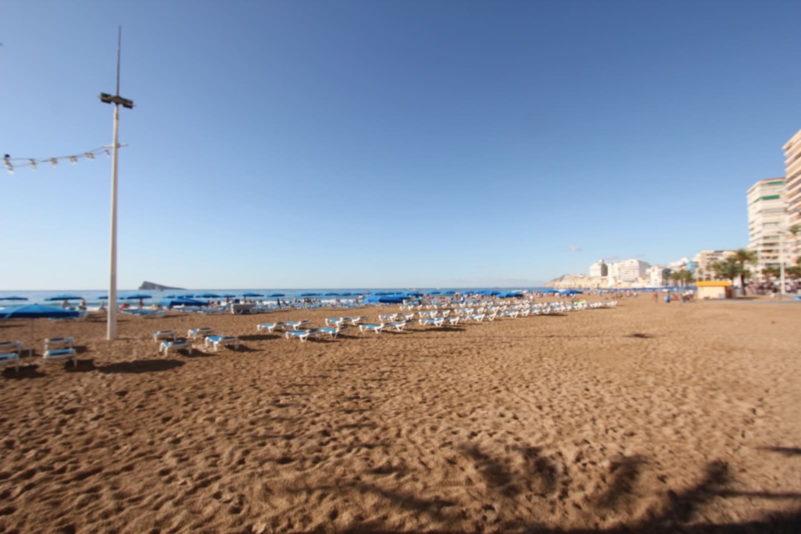 2 soveværelse Lejlighed til salg i Benidorm med swimmingpool garage - € 399.000 (Ref: 7566794)