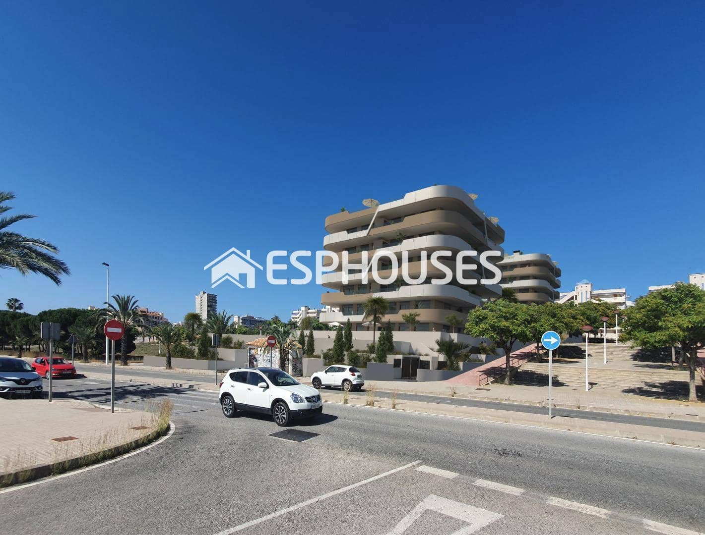 2 soveværelse Lejlighed til salg i Arenales del Sol - € 355.000 (Ref: 7612661)