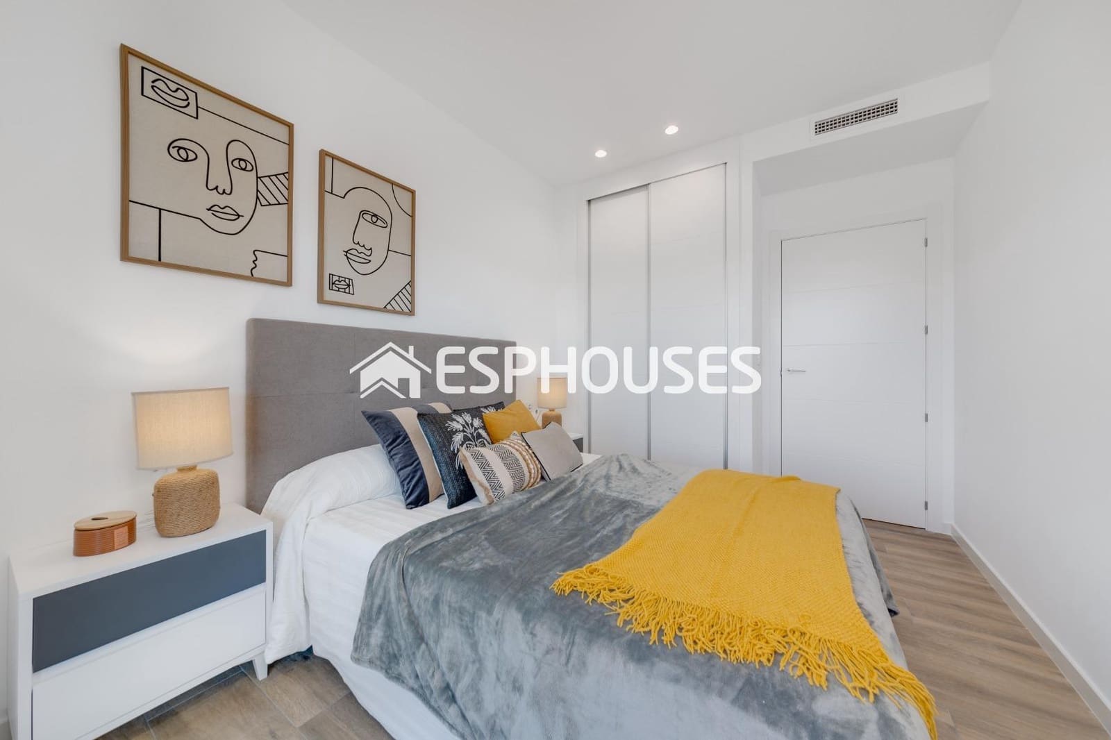 2 soveværelse Lejlighed til salg i Arenales del Sol - € 355.000 (Ref: 7612661)