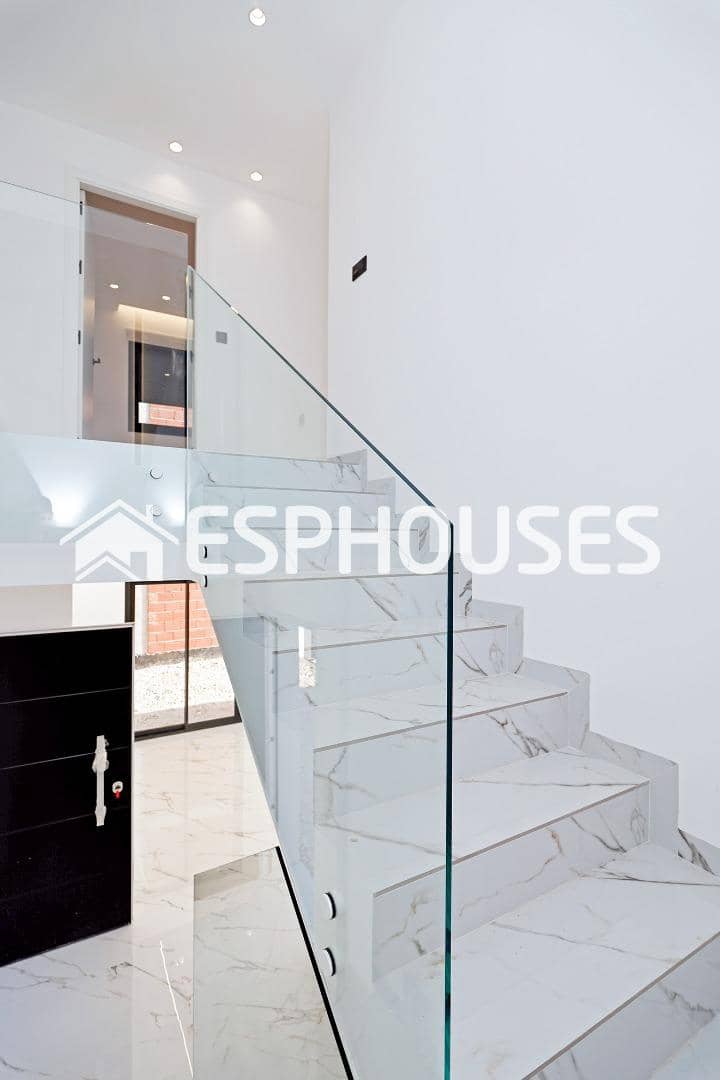 4 soveværelse Villa til salg i Molina de Segura med swimmingpool garage - € 439.000 (Ref: 7860471)