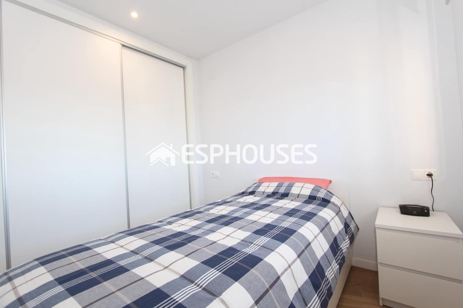 3 bedroom Apartment for sale in Guardamar del Segura with pool garage - € 240,000 (Ref: 7963467)