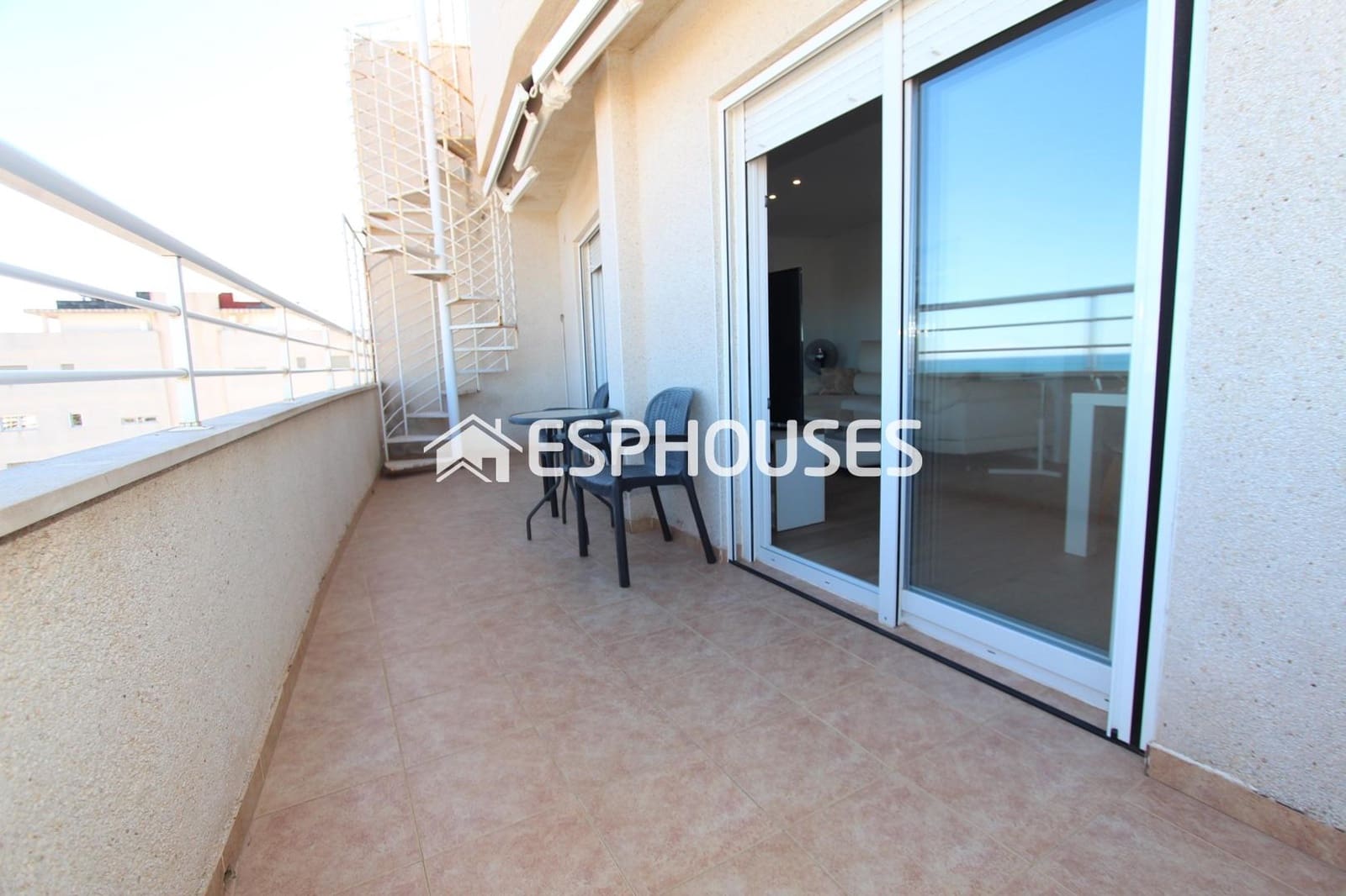 3 bedroom Apartment for sale in Guardamar del Segura with pool garage - € 240,000 (Ref: 7963467)