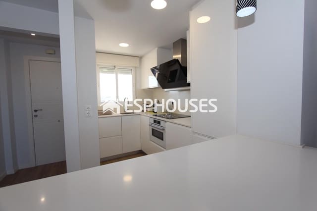 3 quarto Apartamento para venda em Puerto Deportivo, Guardamar del Segura com piscina garagem - 240 000 € (Ref: 7963467)