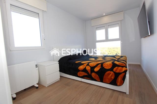 3 quarto Apartamento para venda em Puerto Deportivo, Guardamar del Segura com piscina garagem - 240 000 € (Ref: 7963467)