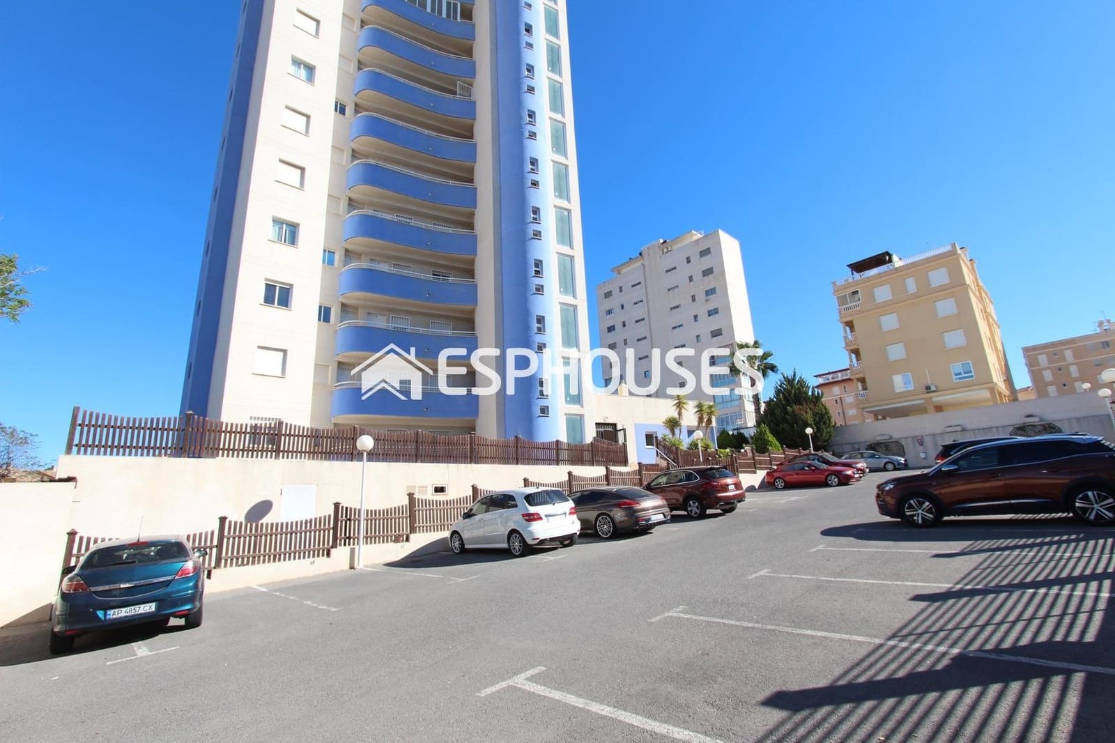 3 bedroom Apartment for sale in Guardamar del Segura with pool garage - € 240,000 (Ref: 7963467)