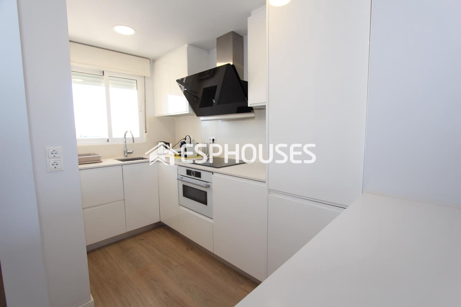 3 bedroom Apartment for sale in Guardamar del Segura with pool garage - € 240,000 (Ref: 7963467)