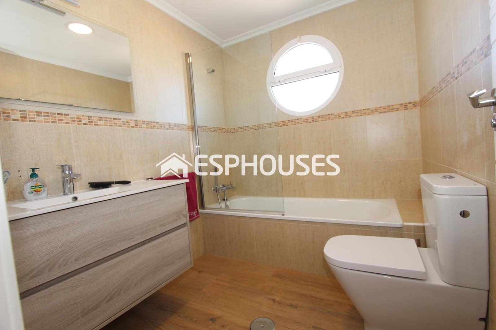 3 bedroom Apartment for sale in Guardamar del Segura with pool garage - € 240,000 (Ref: 7963467)