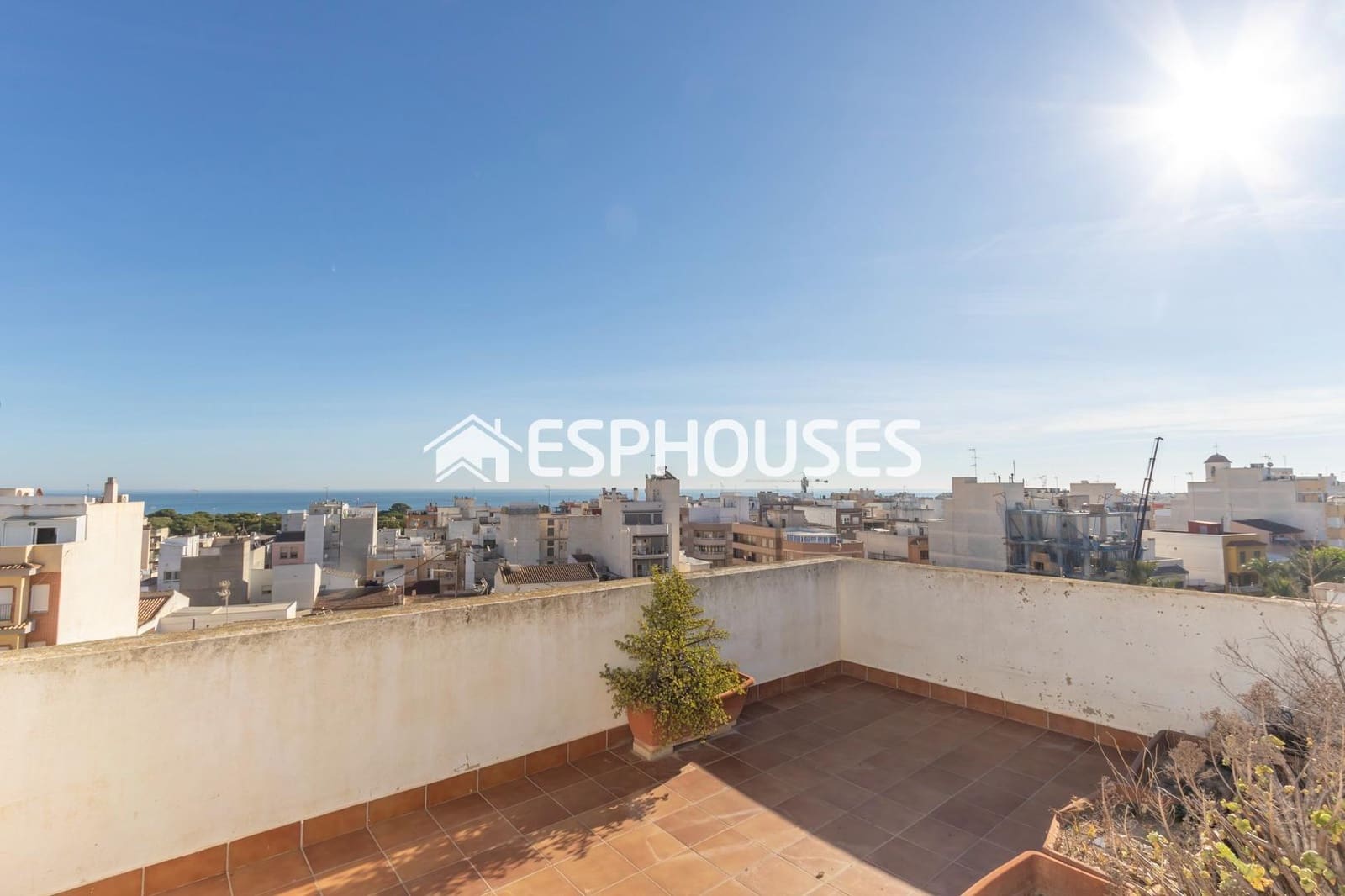 4 soverom Villa til salgs i Guardamar del Segura med garasje - € 390 000 (Ref: 7963485)