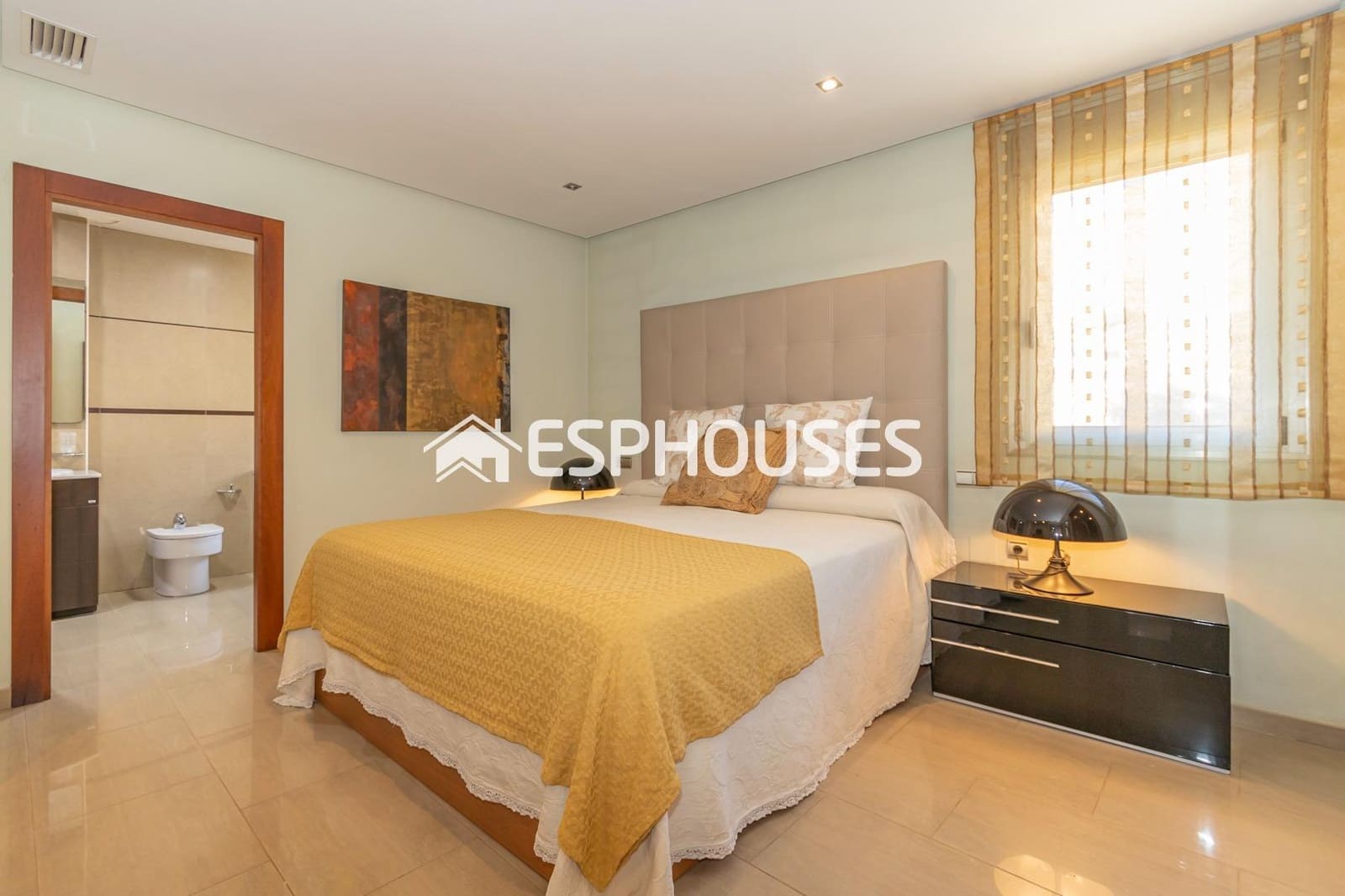 4 soverom Villa til salgs i Guardamar del Segura med garasje - € 390 000 (Ref: 7963485)