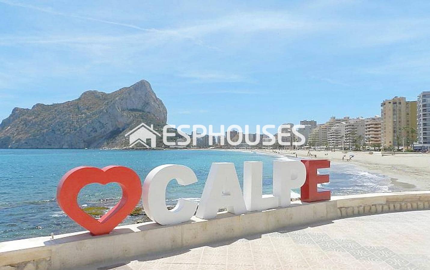 3 soverom Bungalow til salgs i Calpe / Calp med svømmebasseng garasje - € 465 000 (Ref: 8001029)