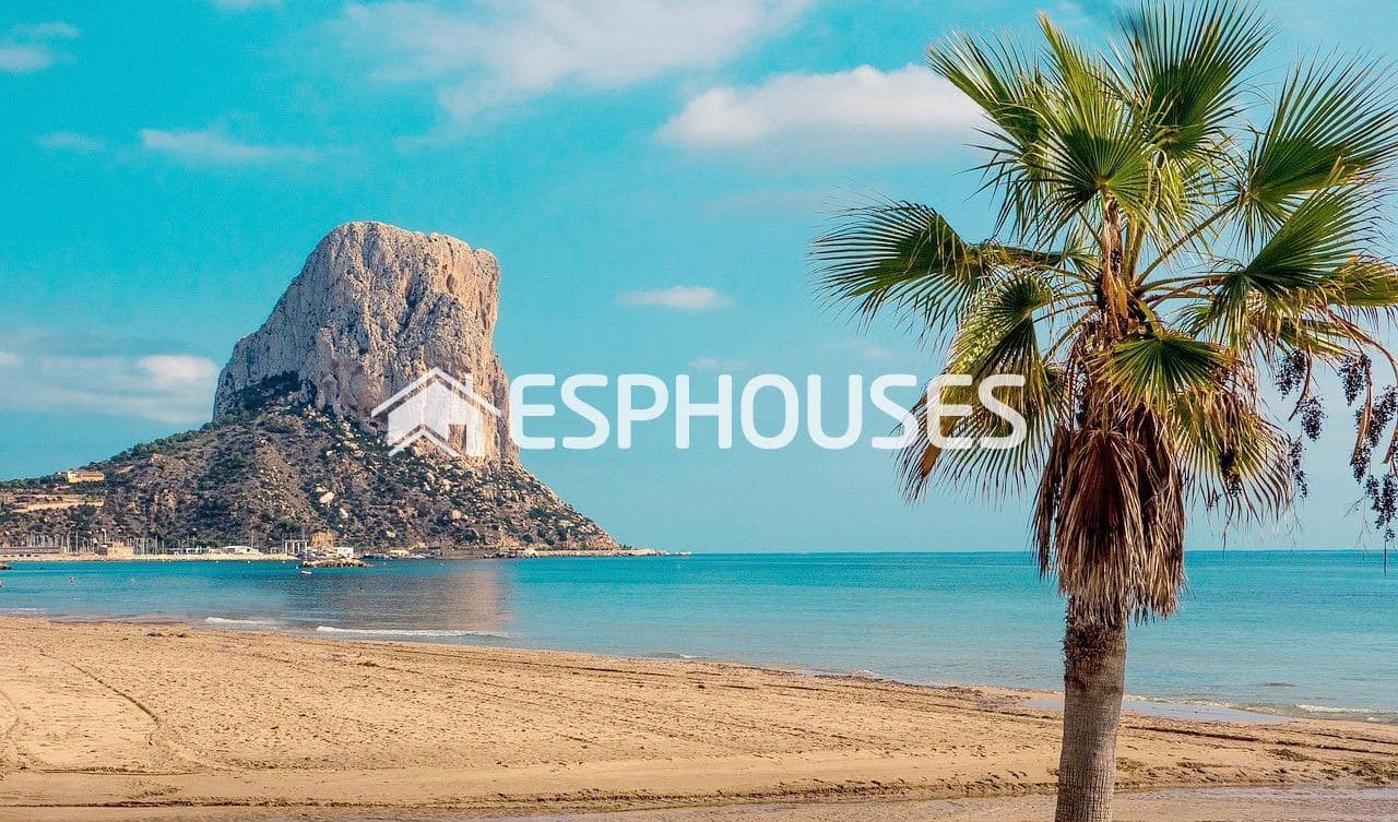 3 soverom Bungalow til salgs i Calpe / Calp med svømmebasseng garasje - € 465 000 (Ref: 8001029)