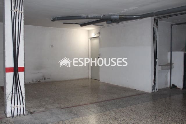 Garage for sale in Guardamar Playa, Guardamar del Segura - € 12,000 (Ref: 8032466)