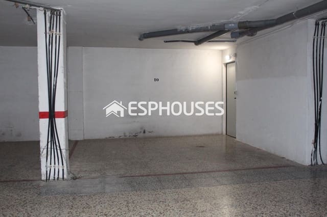 Garage for sale in Guardamar Playa, Guardamar del Segura - € 12,000 (Ref: 8032466)